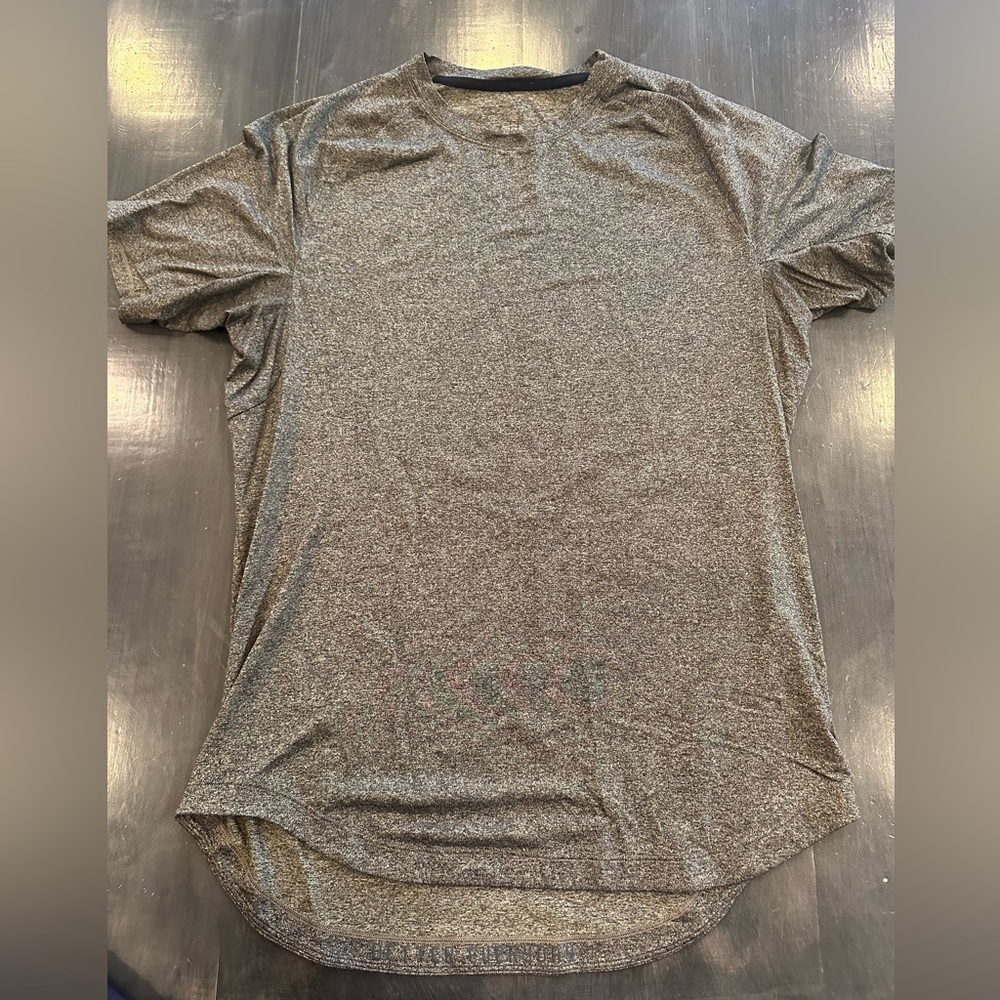Lululemon drysense short sleeve shirt size L